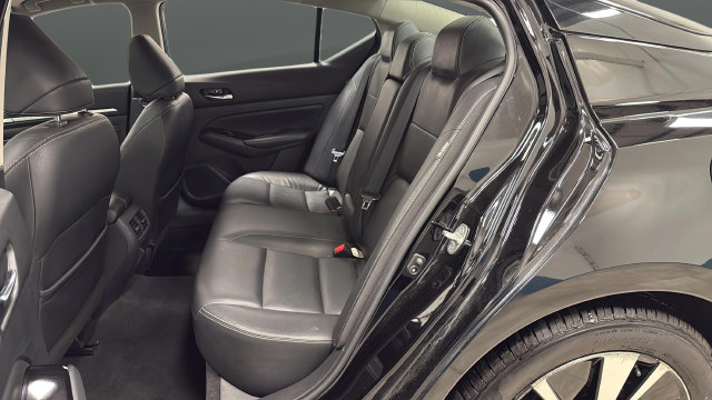 Used 2020 Nissan Altima 2.5 SL FWD image 17