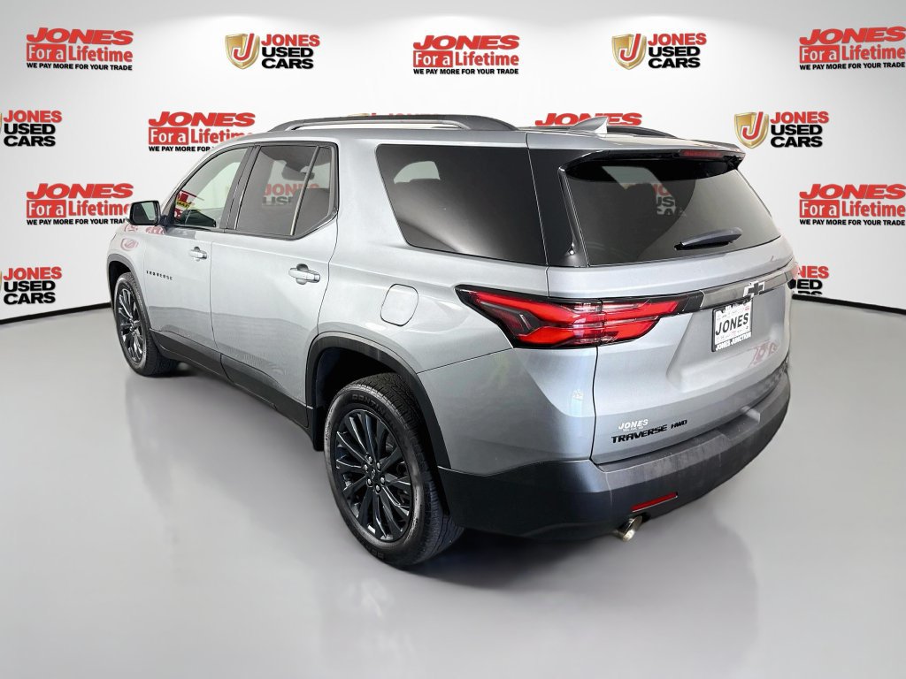 Used 2023 Chevrolet Traverse RS AWD/4WD image 2