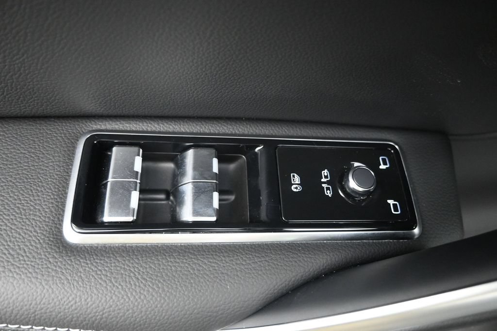 New 2026 Jaguar F-PACE R-Dynamic S AWD/4WD image 22