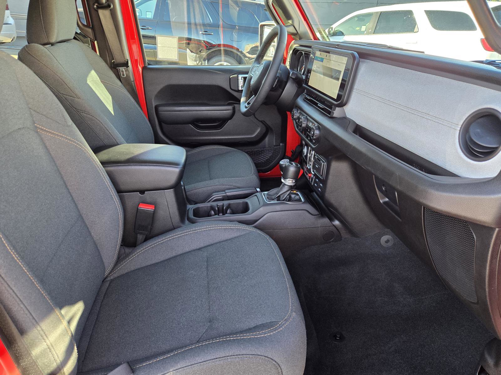 Used 2024 Jeep Wrangler Unlimited Sport image 33