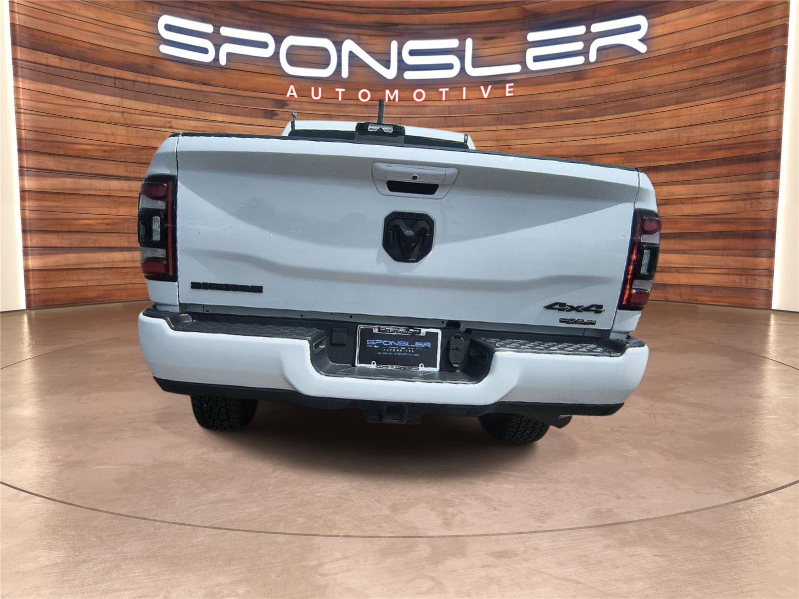Used 2022 RAM 2500 Big Horn w/ Level C Equiment Group AWD/4WD image 5