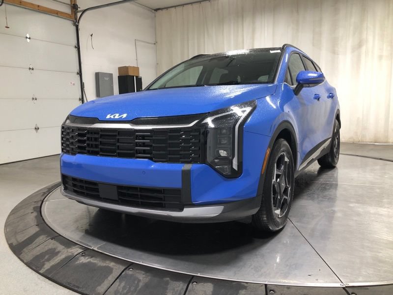 New 2026 Kia Sportage EX w/ EX Panorama Roof Package FWD image 3