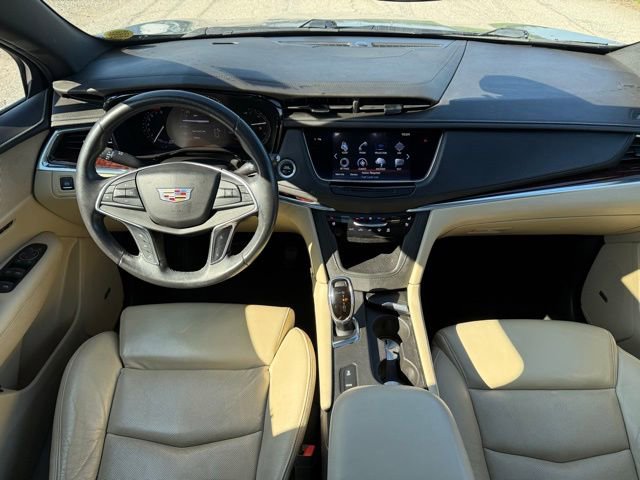 Used 2017 Cadillac XT5 Premium Luxury FWD image 34