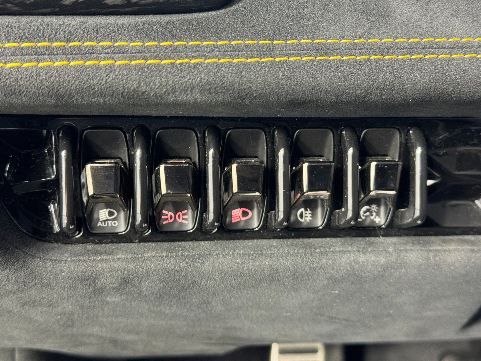 Used 2018 Lamborghini Huracan Performante image 19