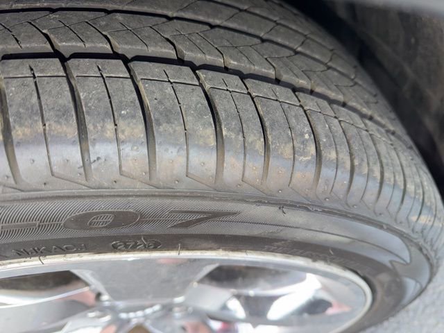 Used 2014 Dodge Challenger SXT w/ Super Sport Group (SS/T) image 22