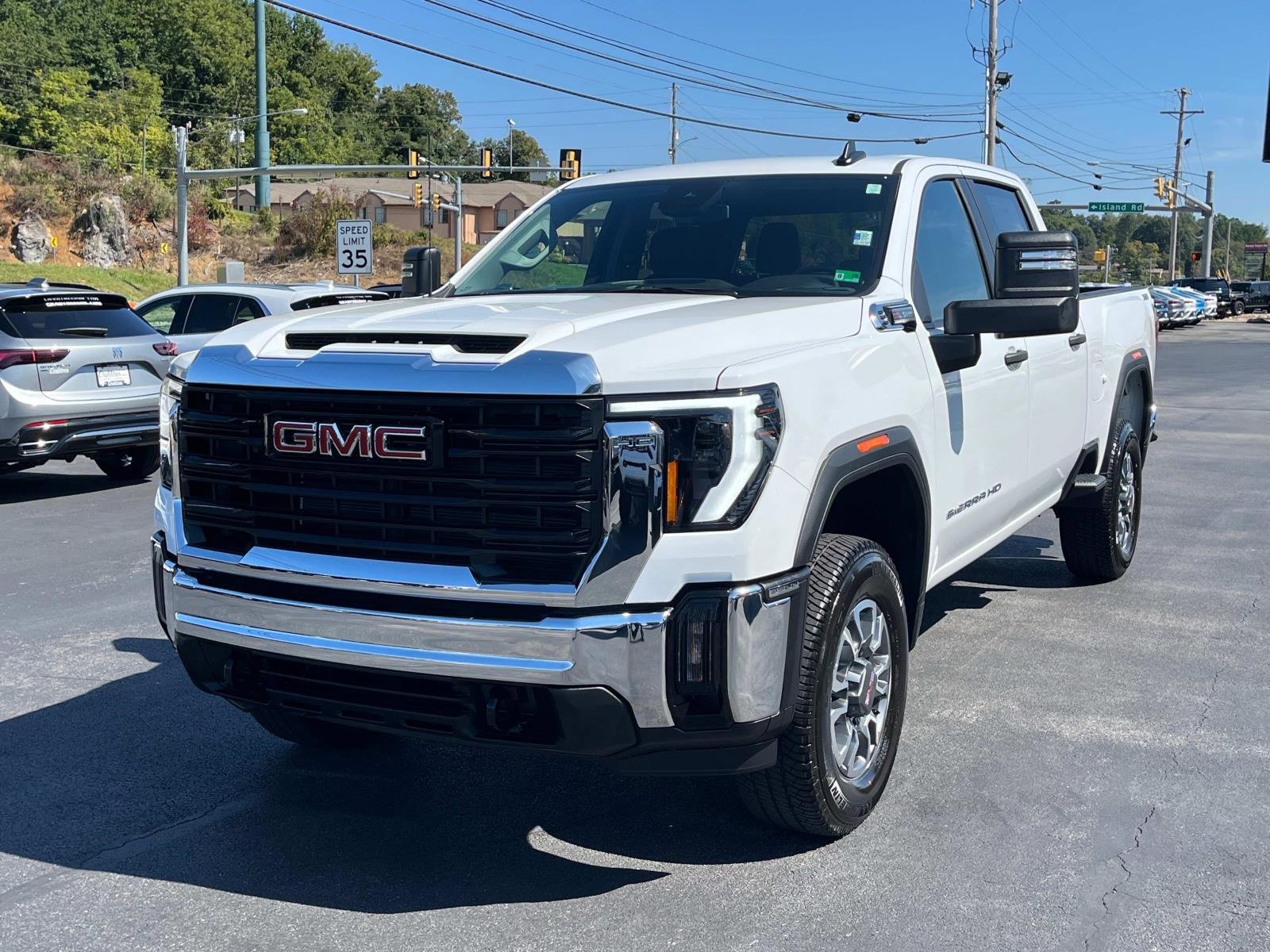 New 2026 GMC Sierra 3500 Pro w/ Convenience Package image 8