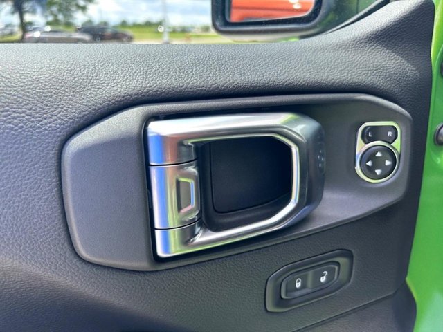 New 2025 Jeep Wrangler Unlimited Rubicon 392 AWD/4WD image 15