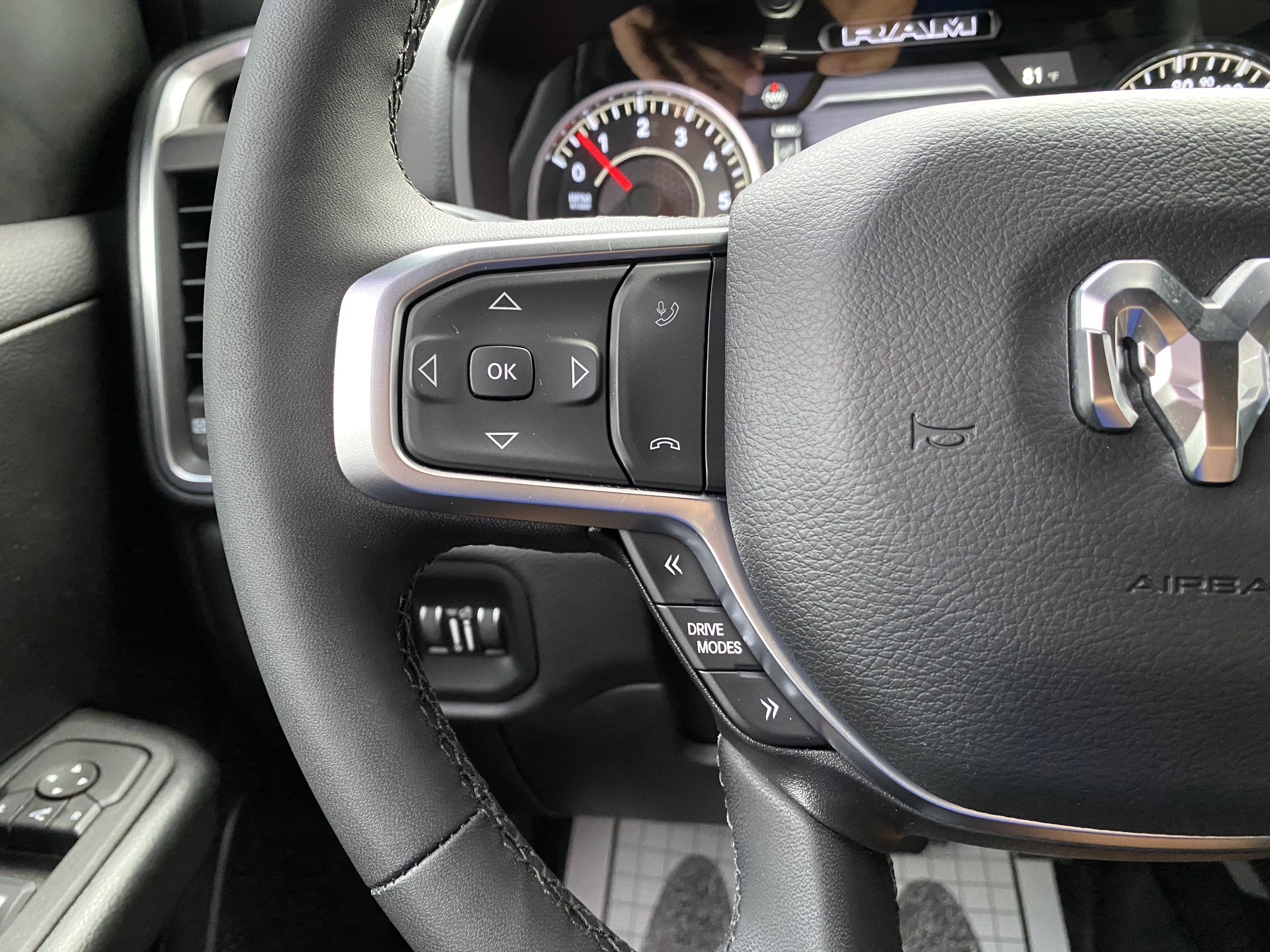 Used 2025 RAM 1500 Big Horn AWD/4WD image 19
