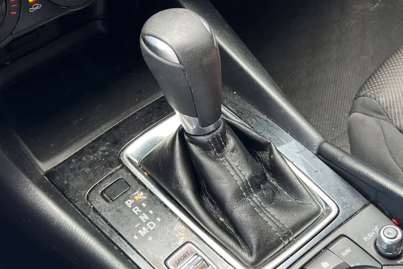 Used 2018 MAZDA MAZDA3 Sport FWD image 22