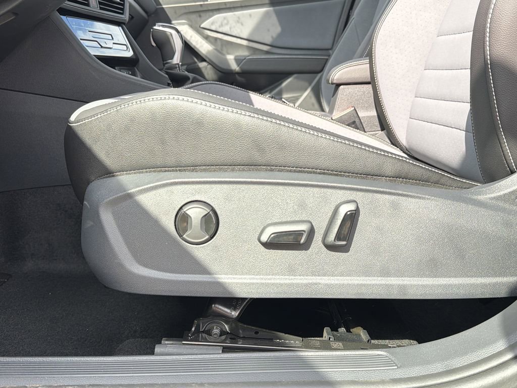 New 2026 Volkswagen Jetta SE image 11