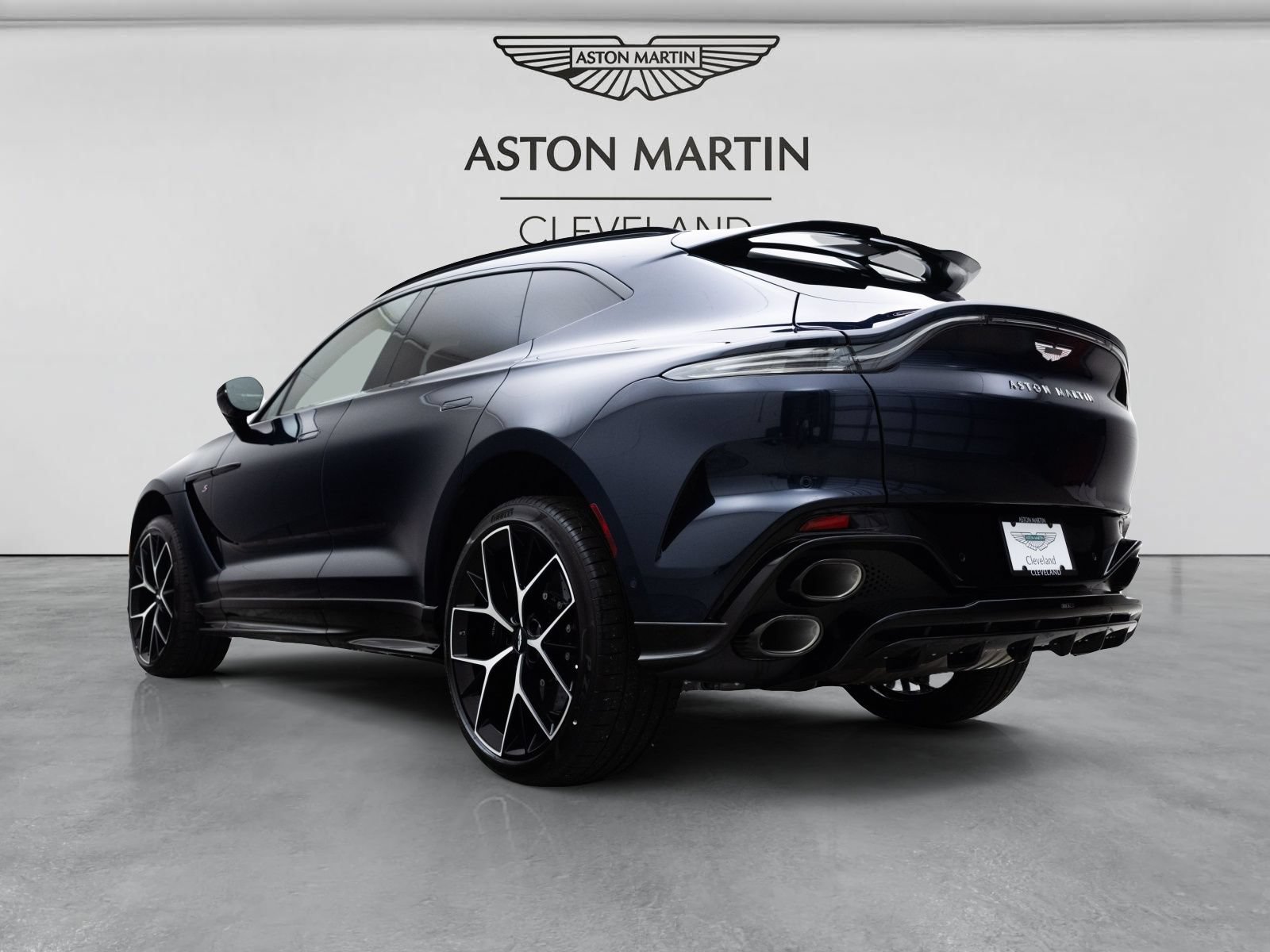 New 2026 Aston Martin DBX S AWD/4WD image 10