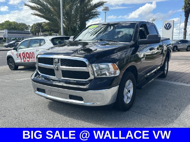 Used 2022 RAM 1500 Classic SLT w/ Trailer & Traction Group RWD image 3