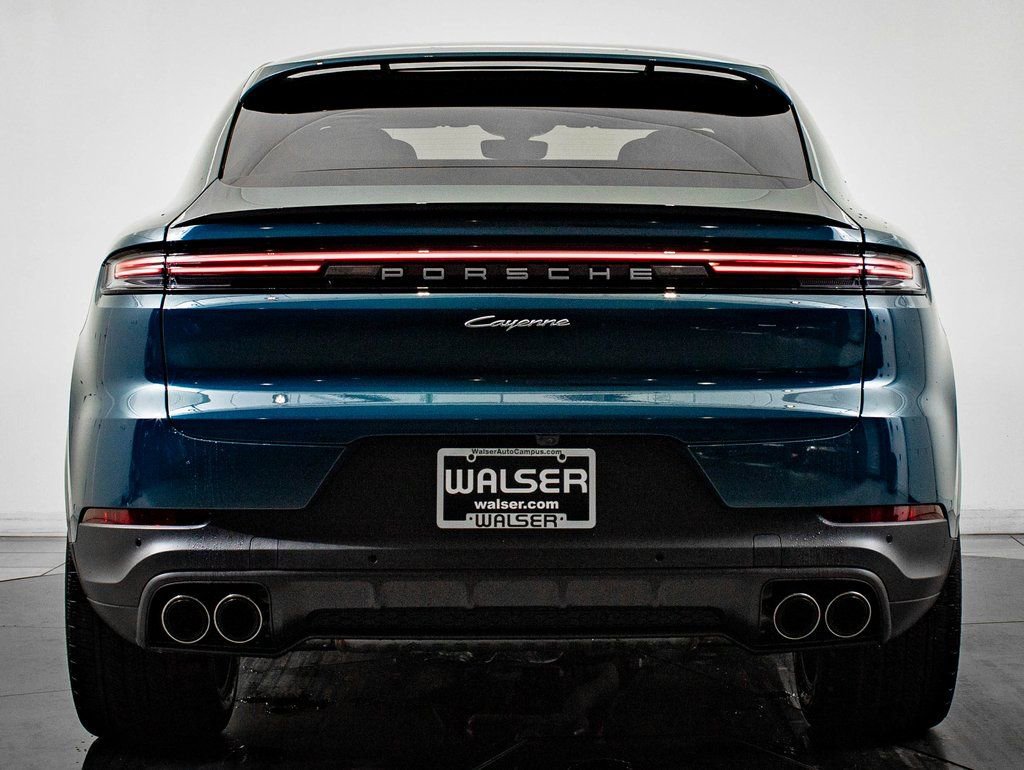 New 2026 Porsche Cayenne Coupe image 7
