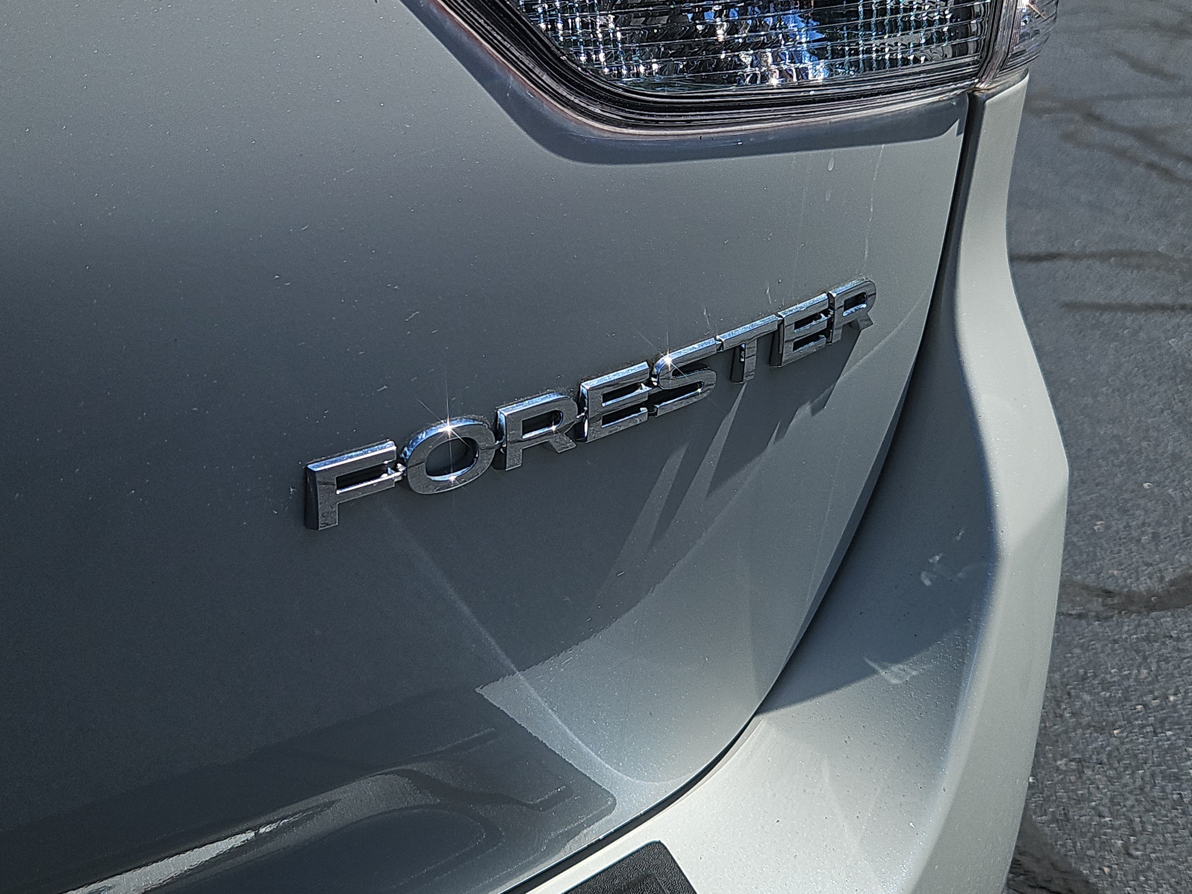 Certified 2023 Subaru Forester Premium AWD/4WD image 5