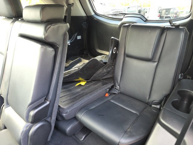 Used 2019 Toyota Highlander XLE AWD/4WD image 18