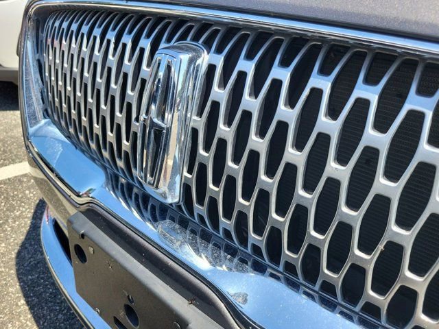 Used 2021 Lincoln Nautilus AWD w/ Equipment Group 101A image 11
