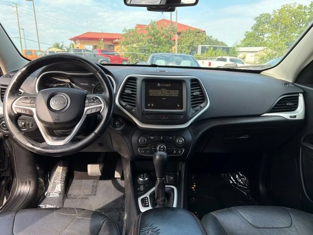 Used 2014 Jeep Cherokee Trailhawk w/ Comfort/Convenience Group AWD/4WD image 7