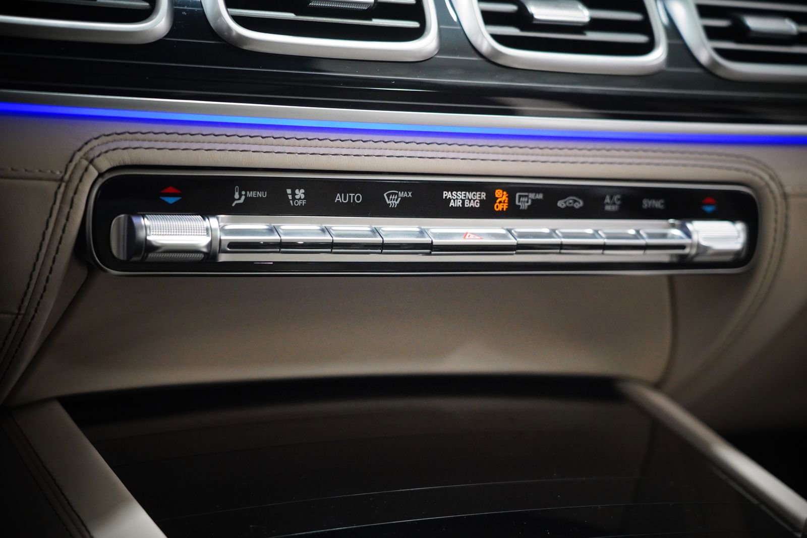 New 2026 Mercedes-Benz GLE 53 AMG 4MATIC image 31