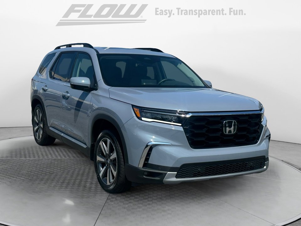 Certified 2025 Honda Pilot Touring