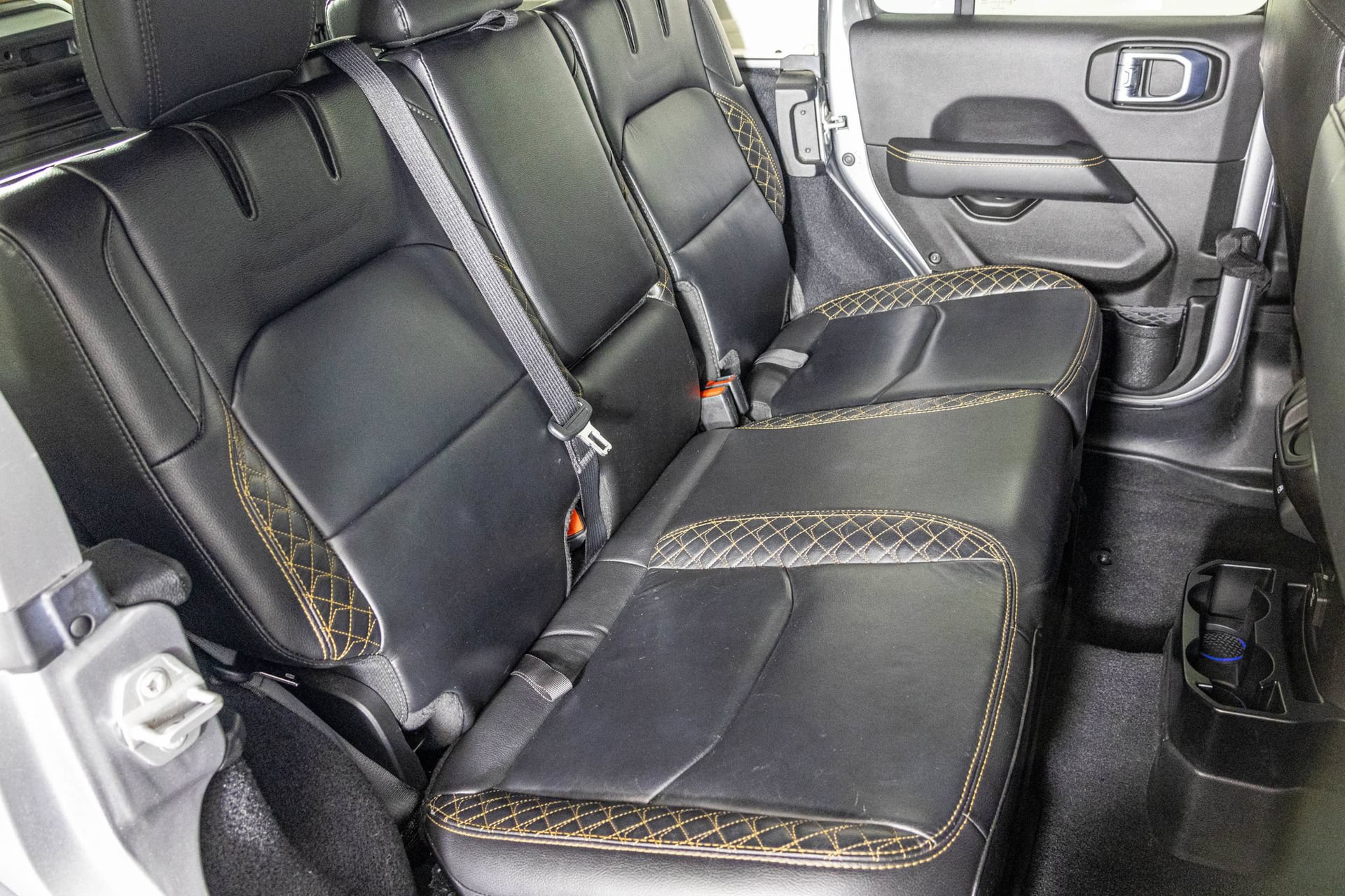 Used 2021 Jeep Wrangler Unlimited Sahara AWD/4WD image 44