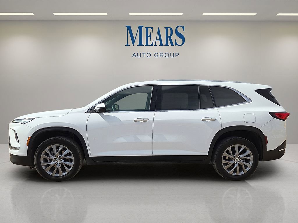 Used 2025 Buick Enclave Preferred image 2