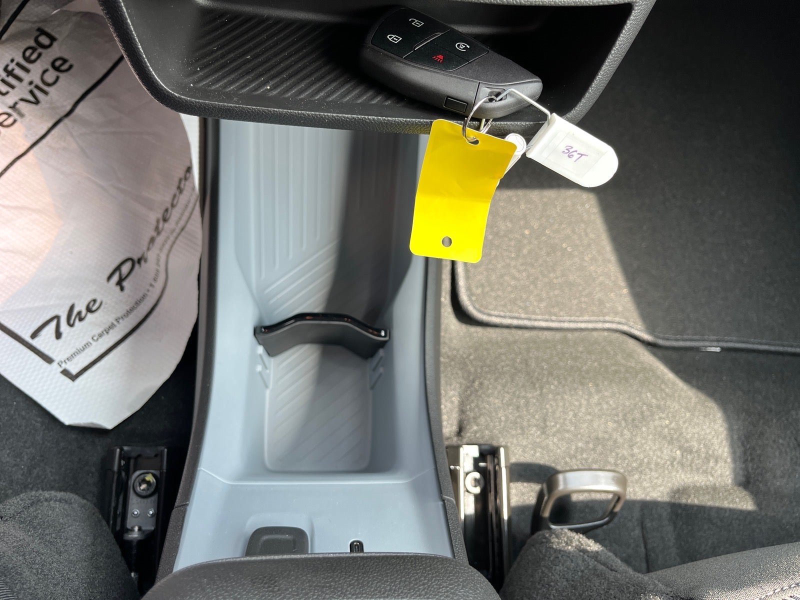 New 2027 Chevrolet Bolt LT w/ Comfort Package FWD image 26