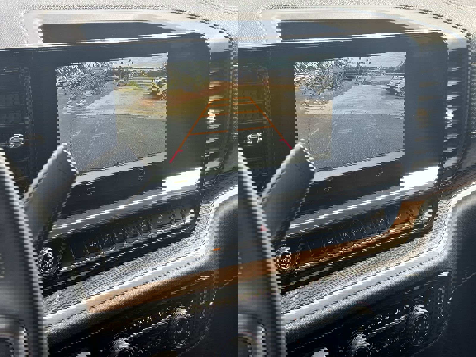 Used 2026 Chevrolet Silverado 1500 LT image 25