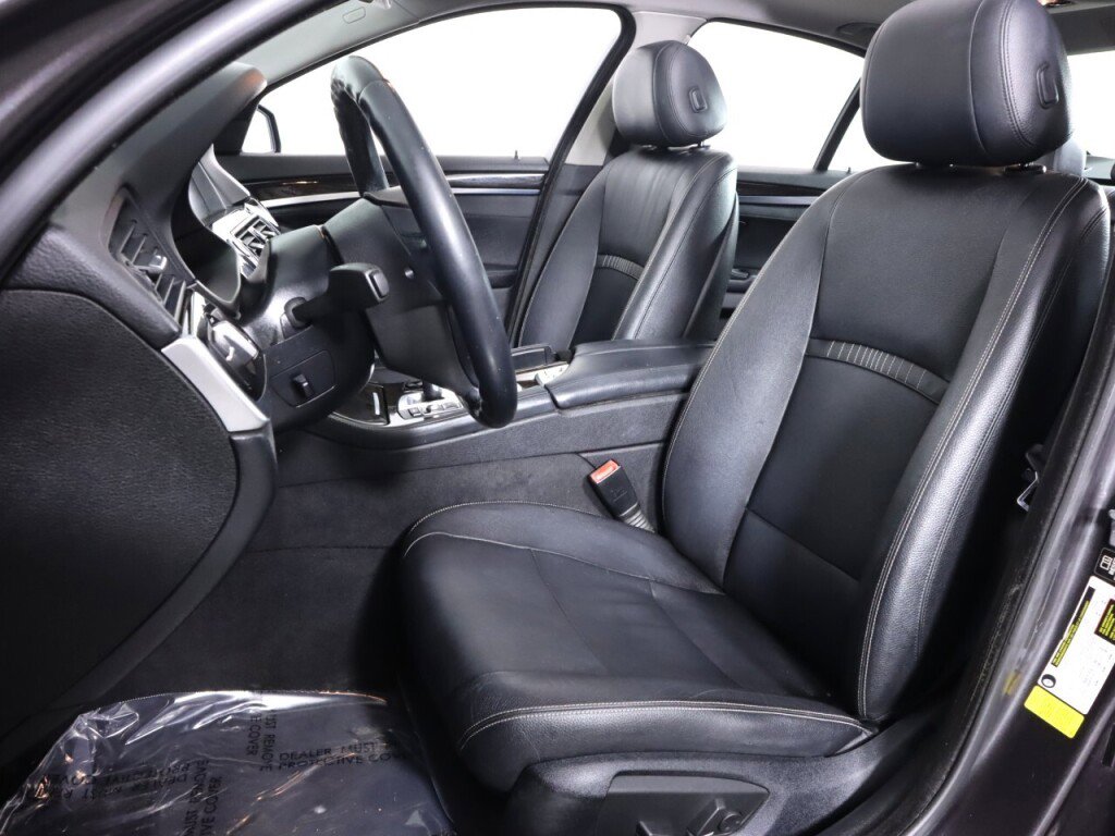 Used 2014 BMW 528i Sedan RWD image 32