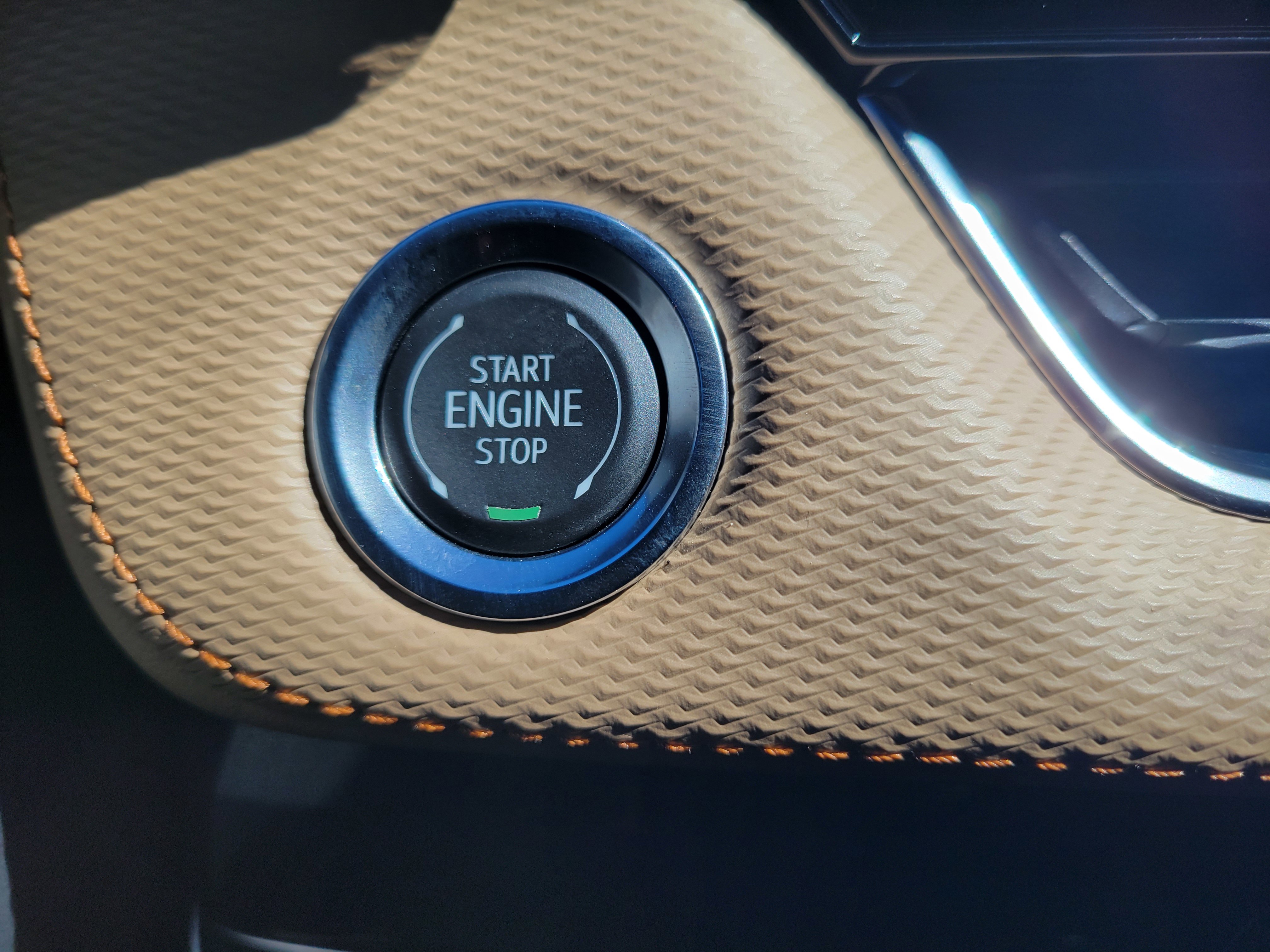 Certified 2026 Chevrolet Equinox ACTIV w/ Convenience Package III image 17