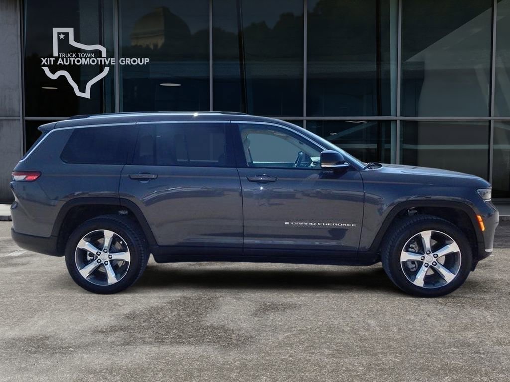 Used 2022 Jeep Grand Cherokee L Limited image 2