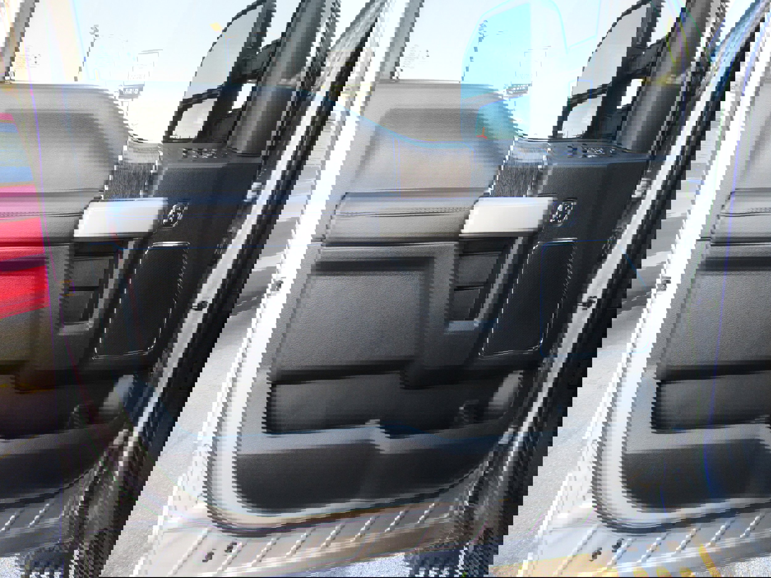 Used 2020 Ford F250 Lariat image 8