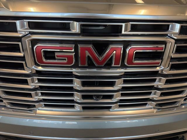Used 2026 GMC Yukon XL Denali w/ Sun & Power Step Package image 14