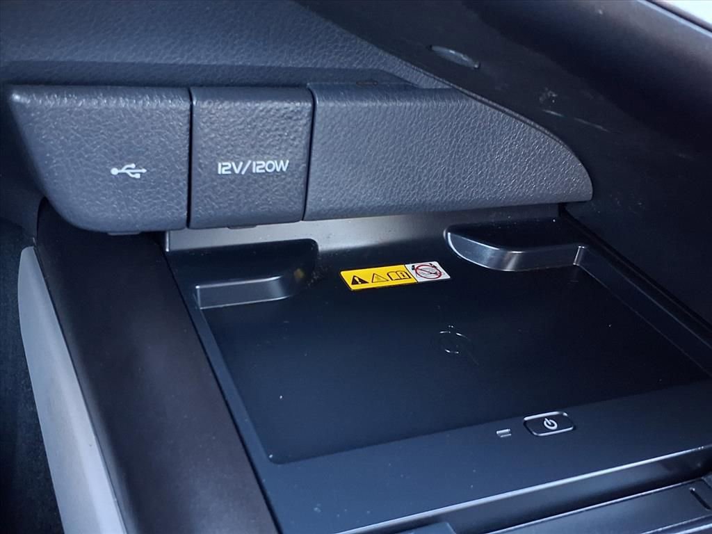 Used 2024 Toyota Camry XLE image 20