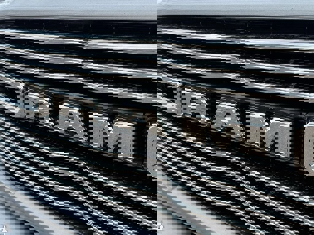 Used 2023 RAM 2500 Laramie image 33