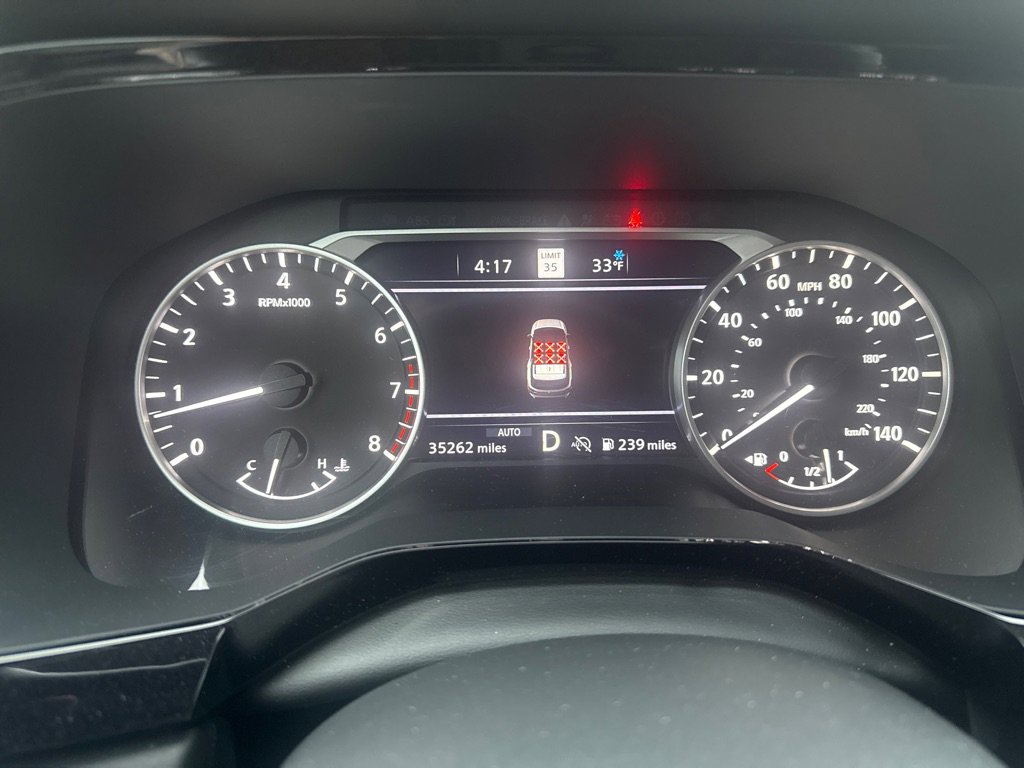 Used 2023 Nissan Pathfinder SL image 26