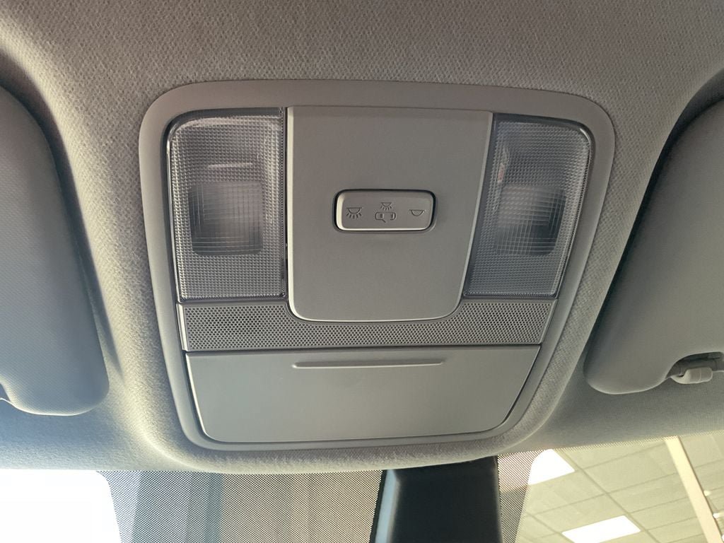Used 2025 Kia Soul LX FWD image 21