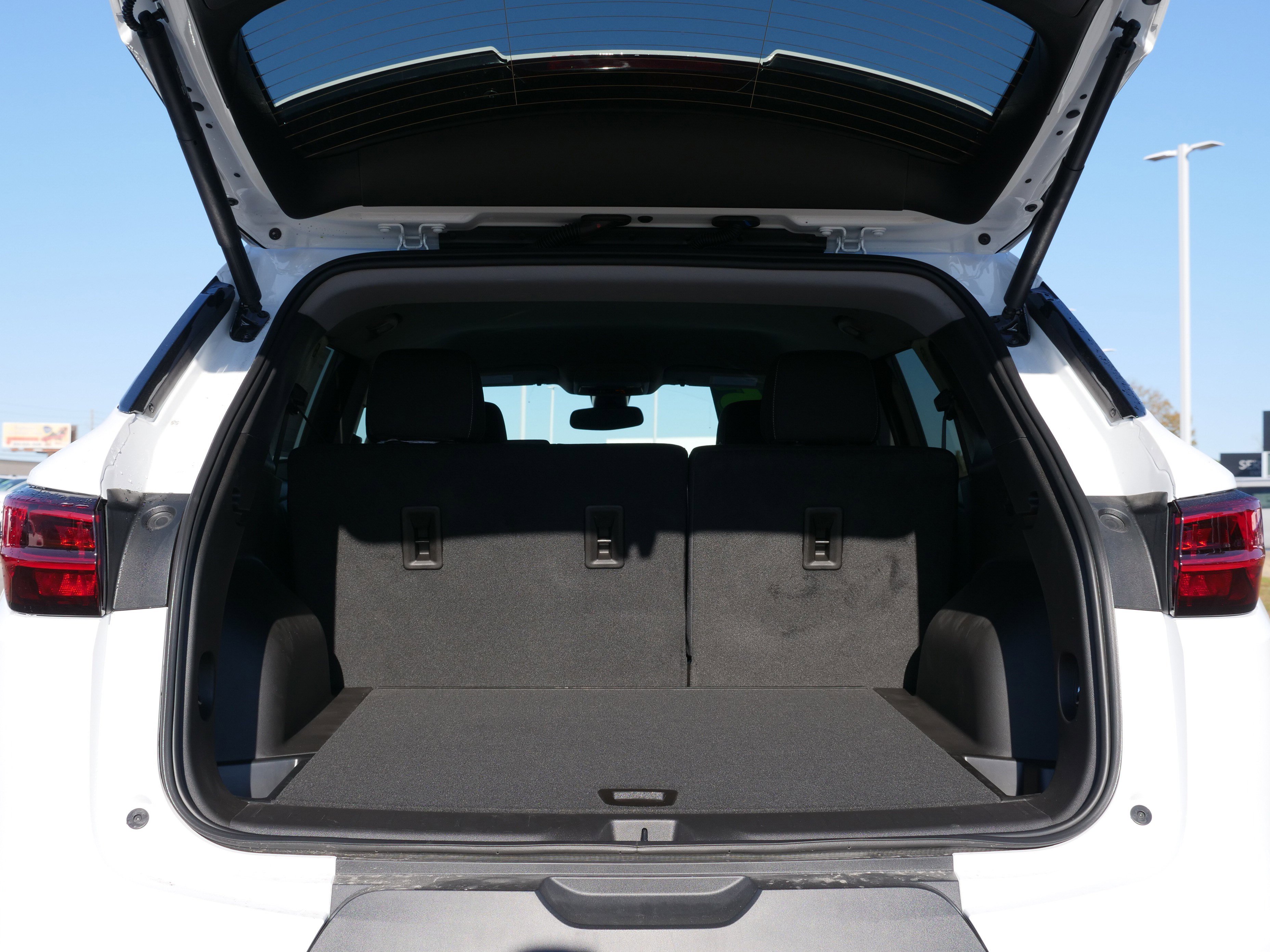 New 2025 Chevrolet Blazer LT image 14