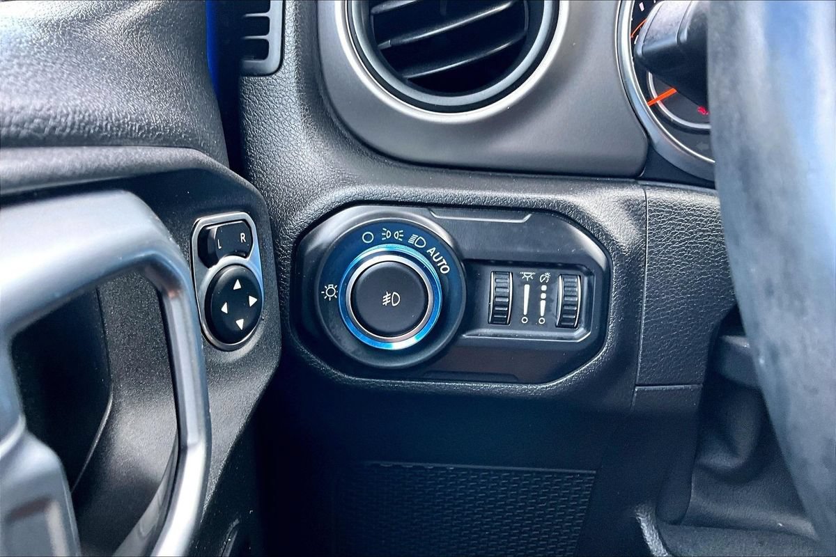 Used 2020 Jeep Wrangler Unlimited Sport S AWD/4WD image 29