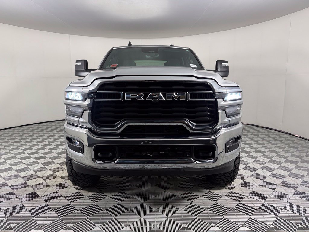 Used 2026 RAM 2500 Big Horn AWD/4WD image 3