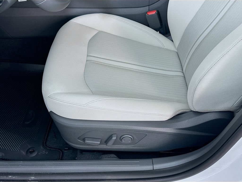 New 2026 Hyundai Sonata SEL FWD image 19