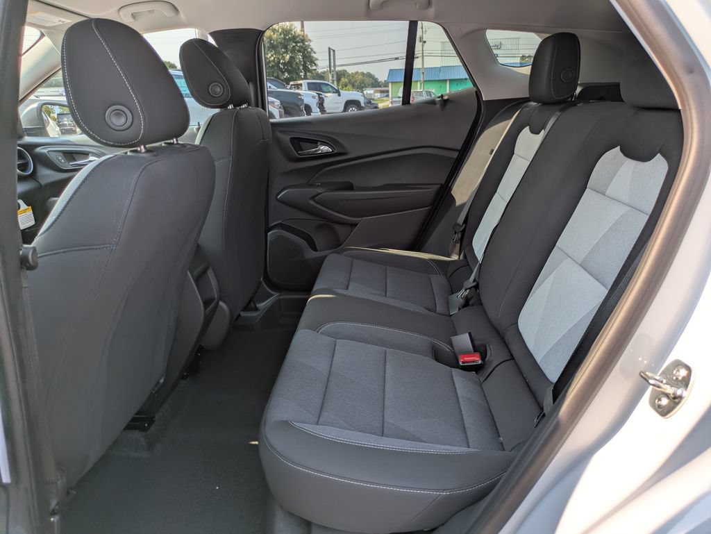 New 2026 Chevrolet Trax LT FWD image 14