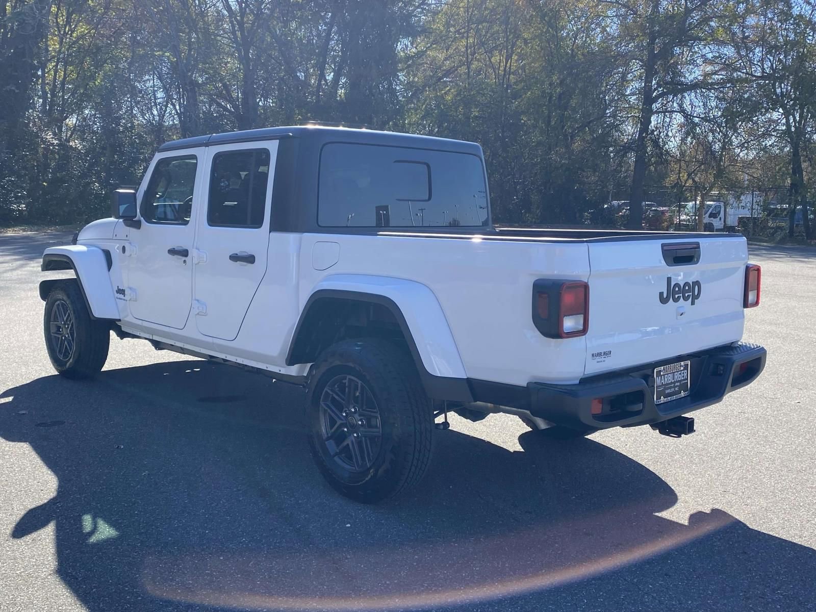 New 2026 Jeep Gladiator Sport image 5