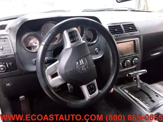Used 2011 Dodge Challenger R/T RWD image 11