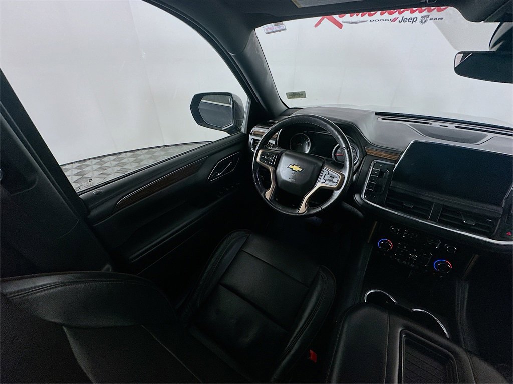 Used 2021 Chevrolet Suburban High Country w/ Premium Package image 9