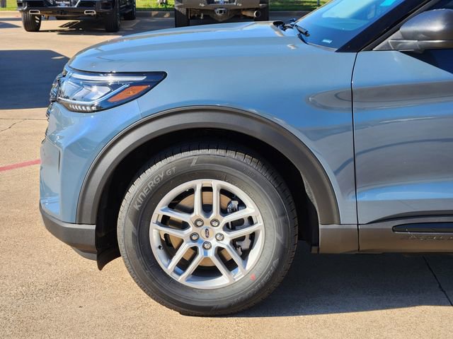 New 2026 Ford Explorer Active image 9