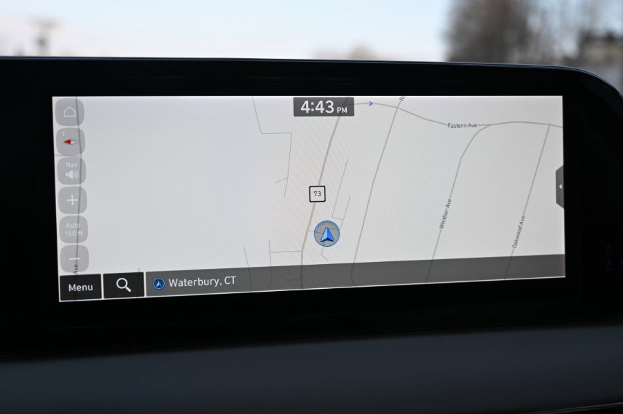 Used 2023 Hyundai Palisade Calligraphy image 2