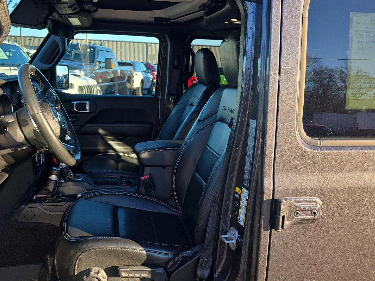 Used 2022 Jeep Wrangler Unlimited Sahara w/ Cold Weather Group image 3