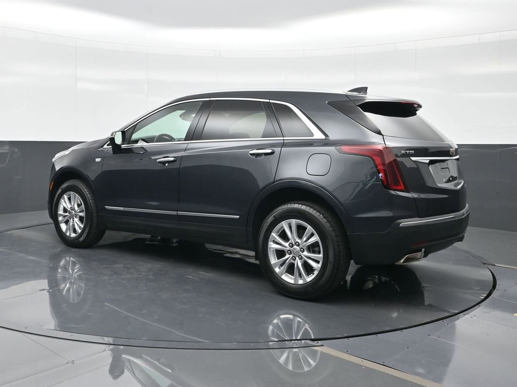 Used 2023 Cadillac XT5 Luxury image 3