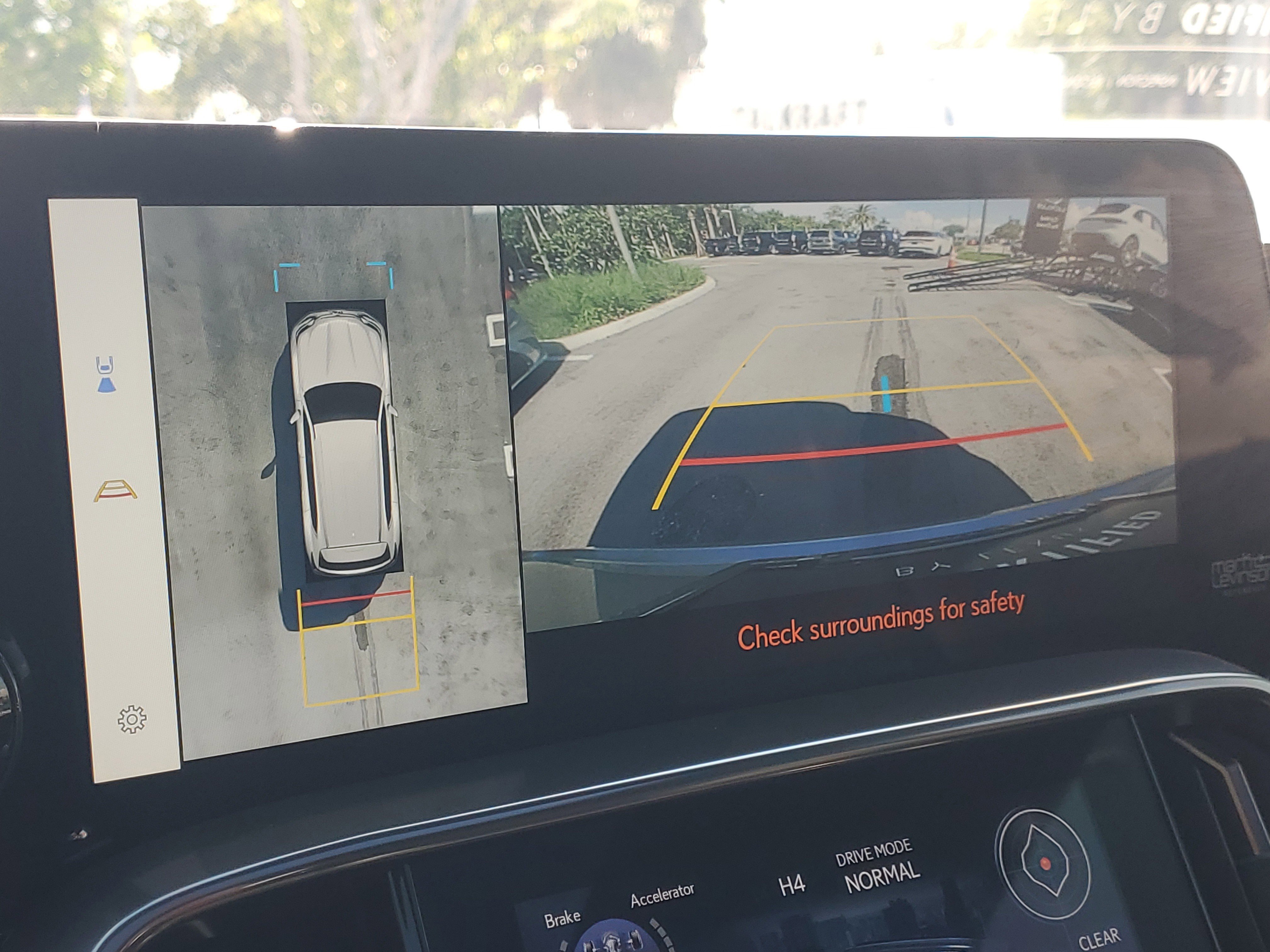 Used 2023 Lexus LX 600 4WD w/ Ultra Luxury Package image 31