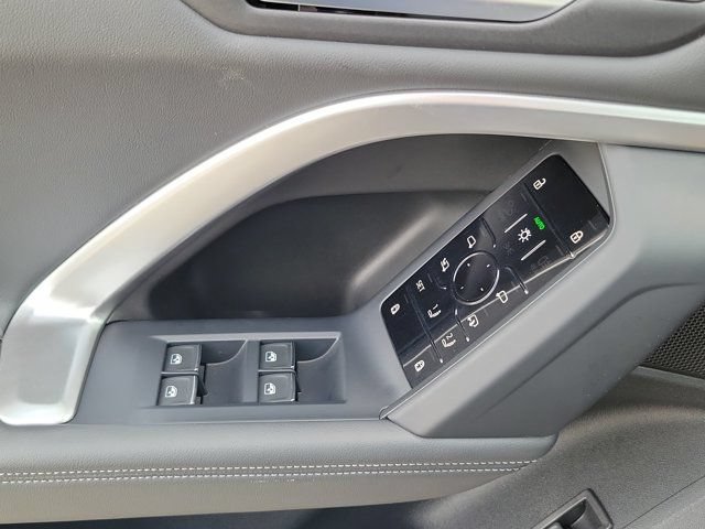 Certified 2025 Audi Q5 Premium w/ Convenience Package AWD/4WD image 19